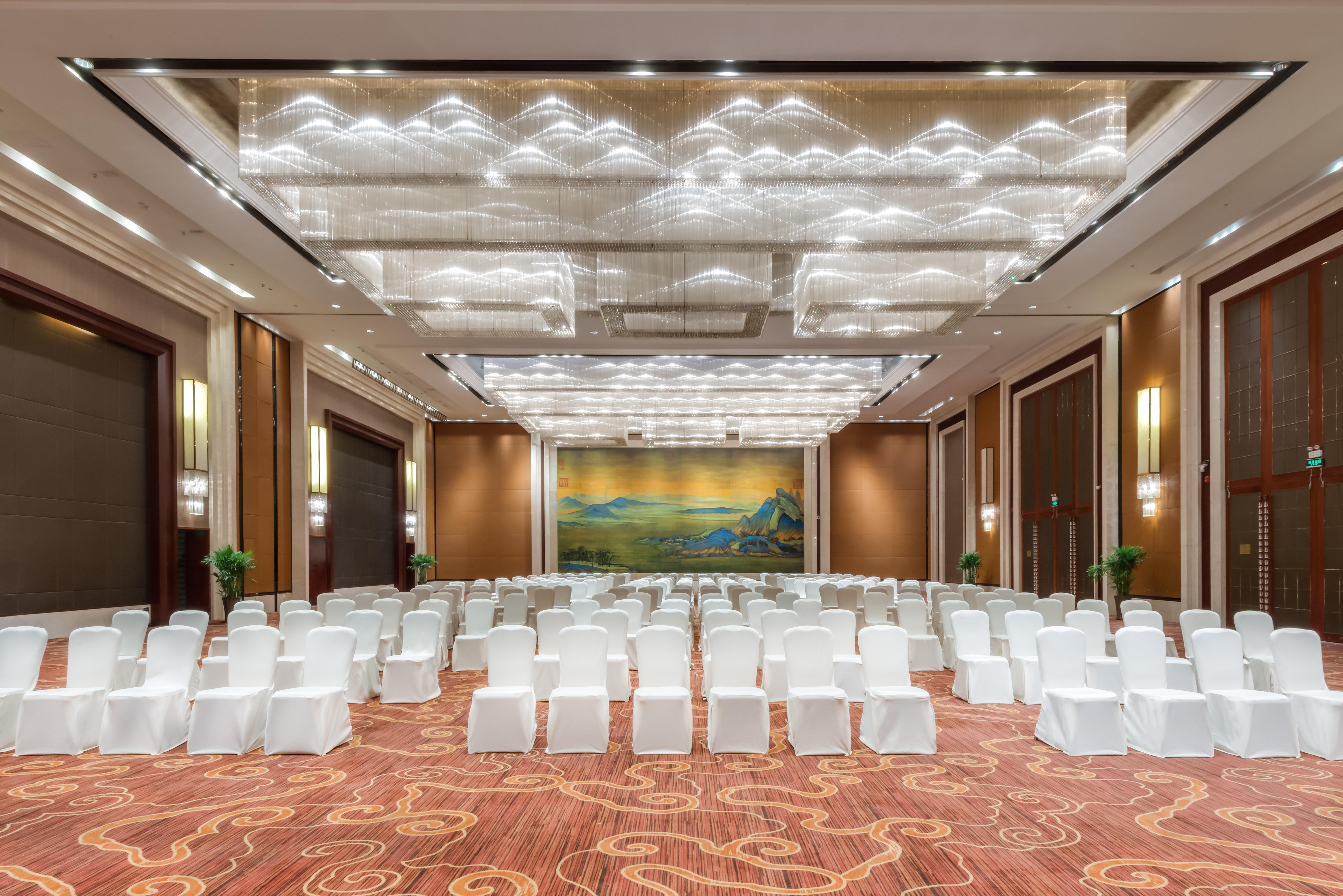 Crowne Plaza Xiangyang By Ihg Hotel Buitenkant foto