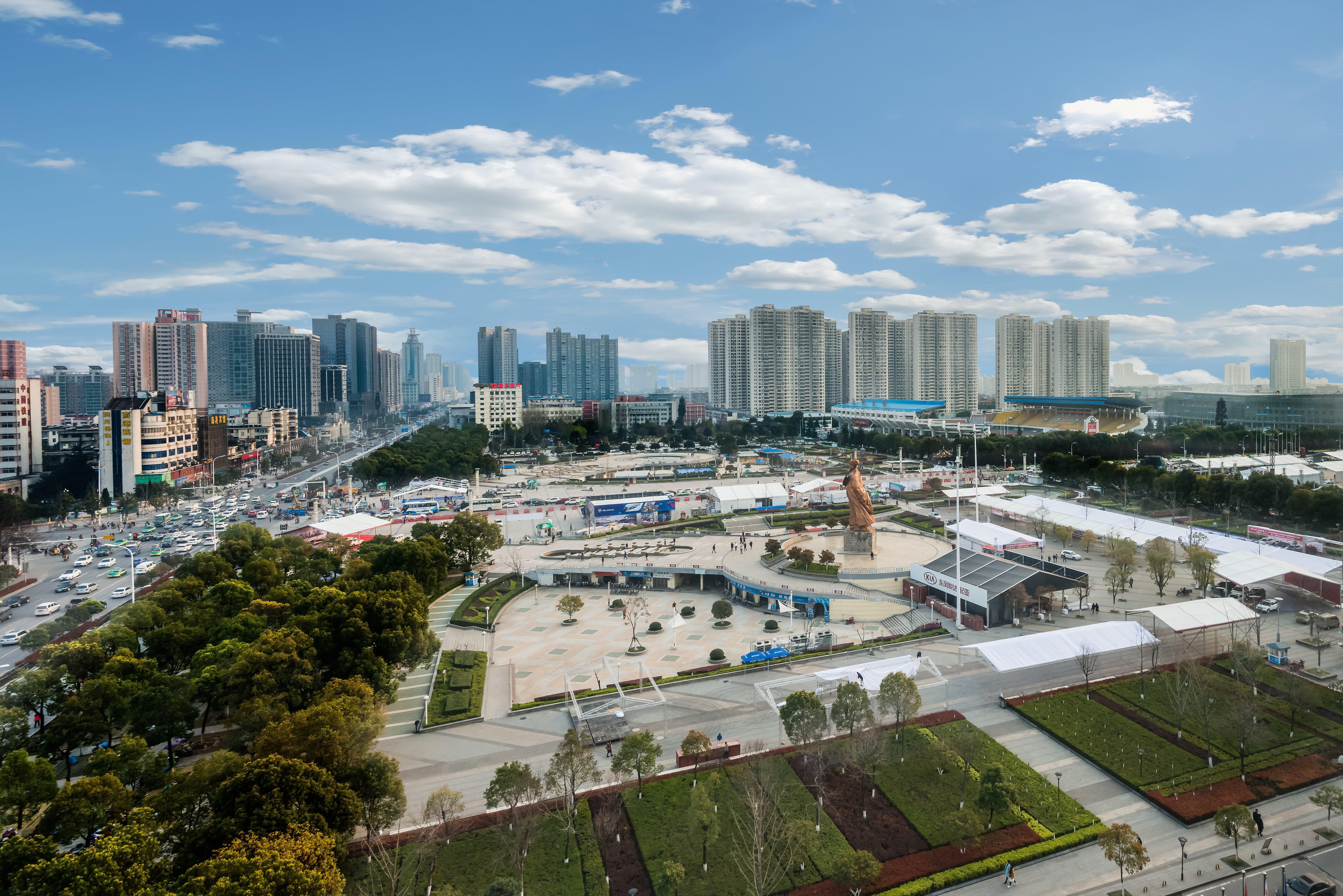 Crowne Plaza Xiangyang By Ihg Hotel Buitenkant foto