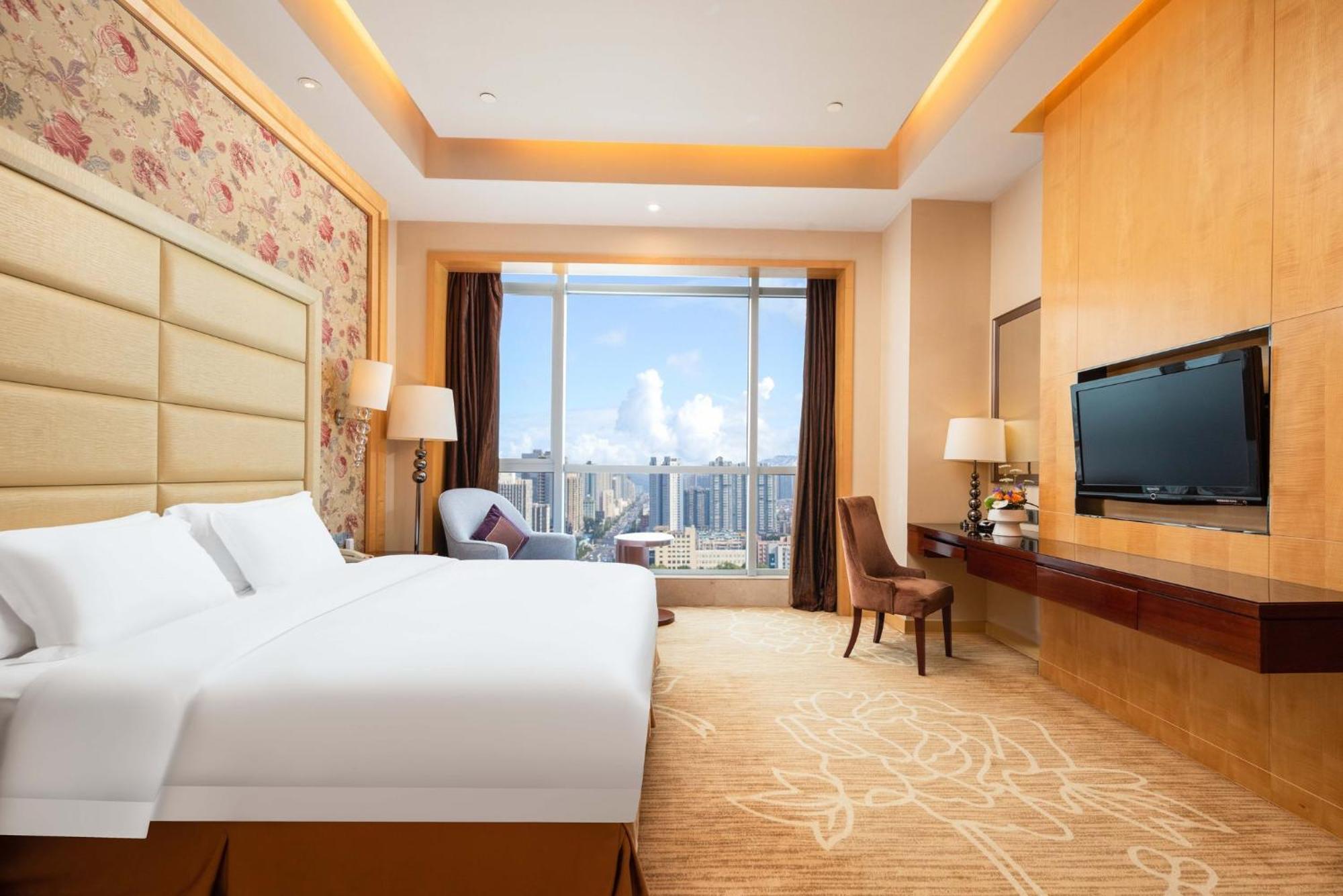 Crowne Plaza Xiangyang By Ihg Hotel Buitenkant foto