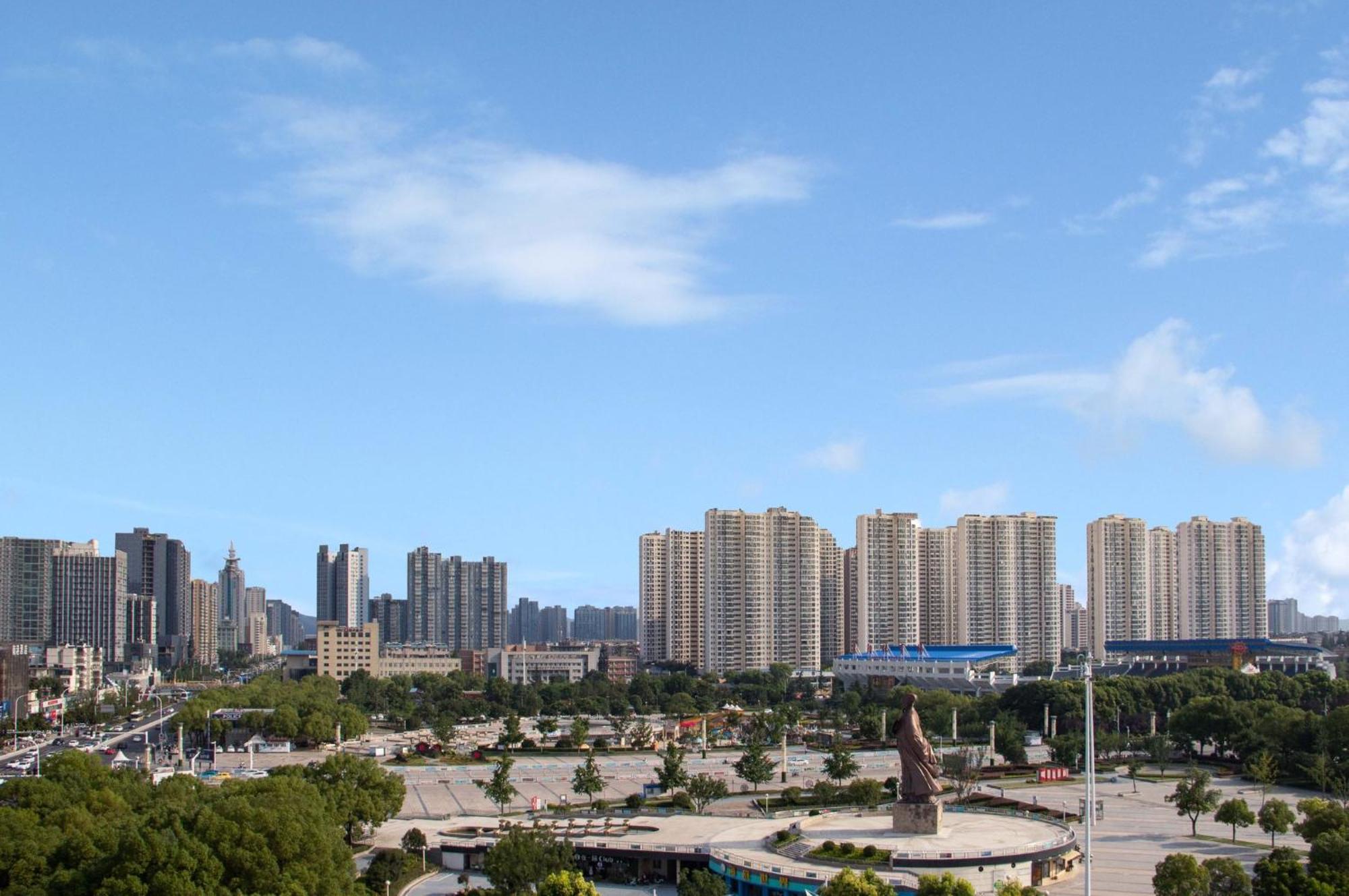 Crowne Plaza Xiangyang By Ihg Hotel Buitenkant foto