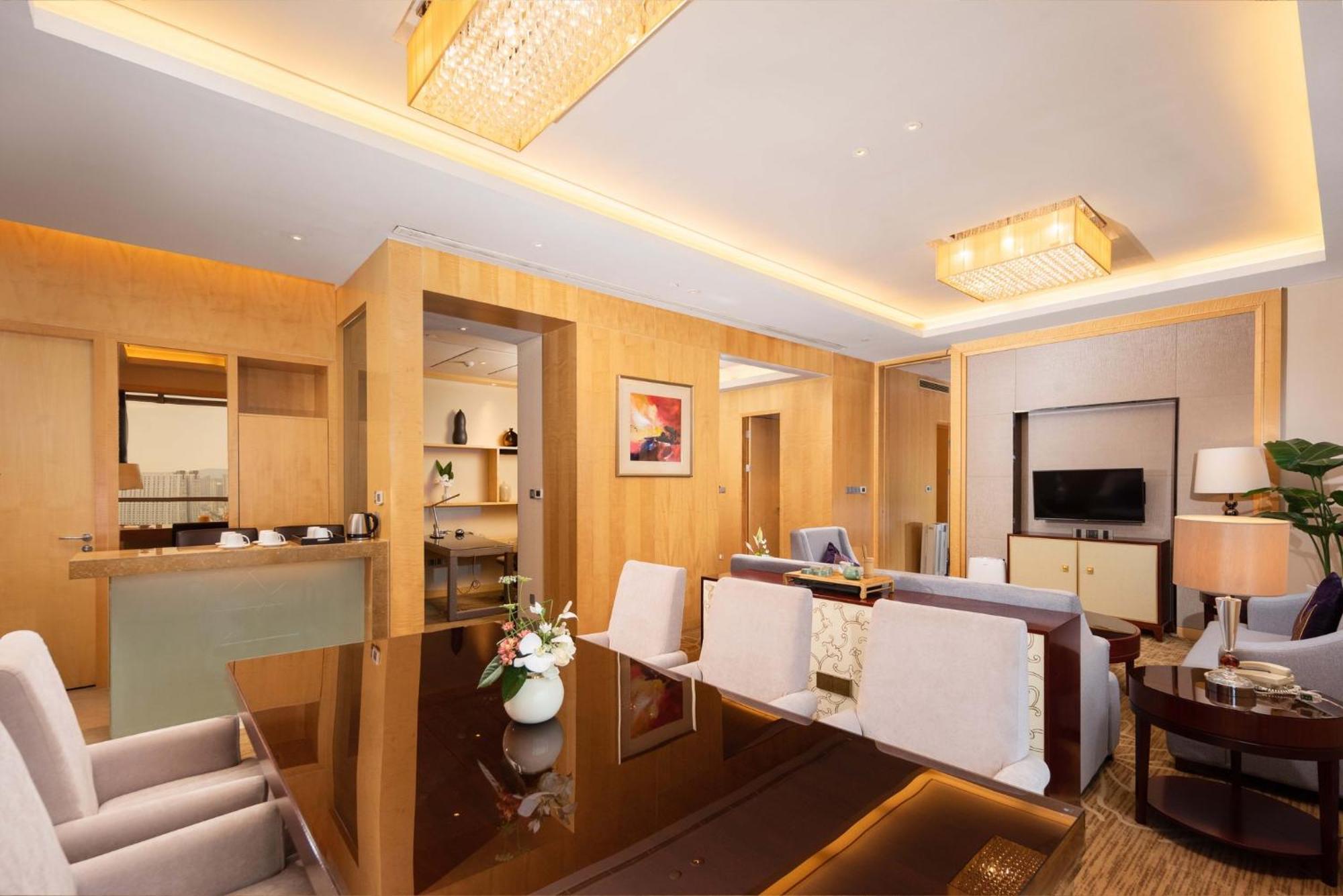 Crowne Plaza Xiangyang By Ihg Hotel Buitenkant foto